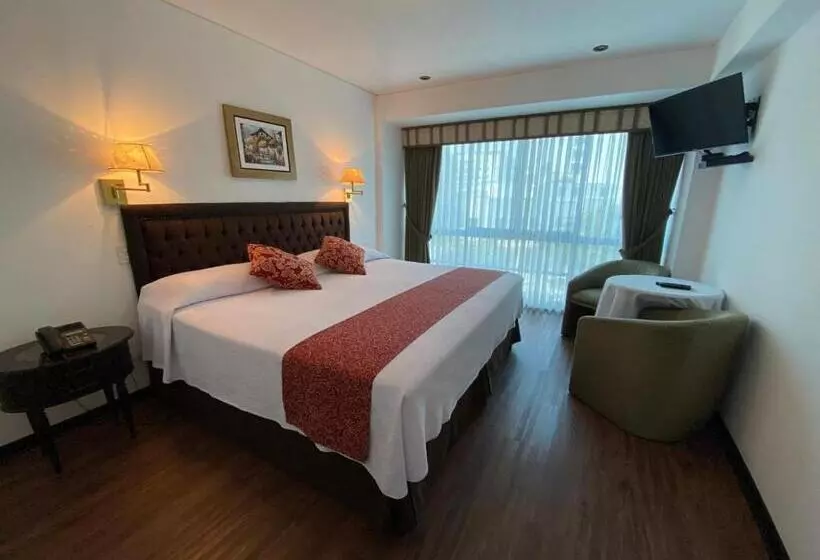 בית מלון כפרי Monte Real