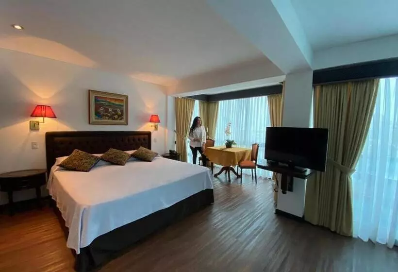 בית מלון כפרי Monte Real