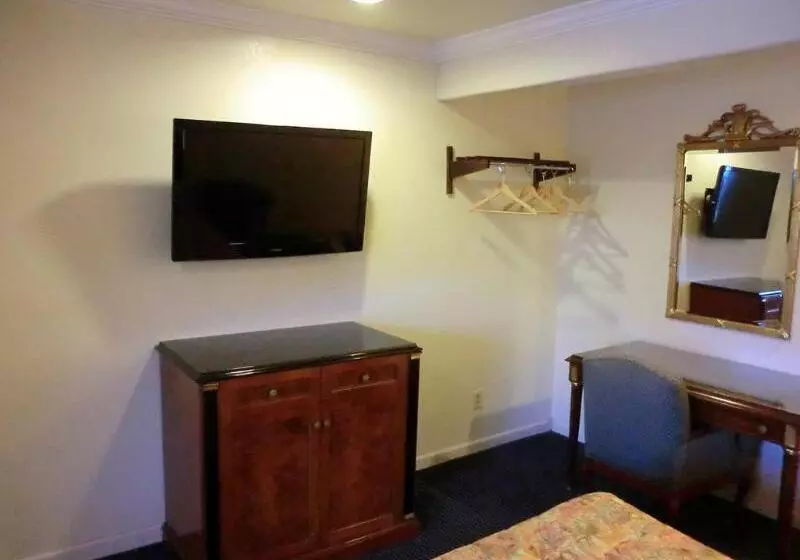 ホテル Monterey Oceanside Inn