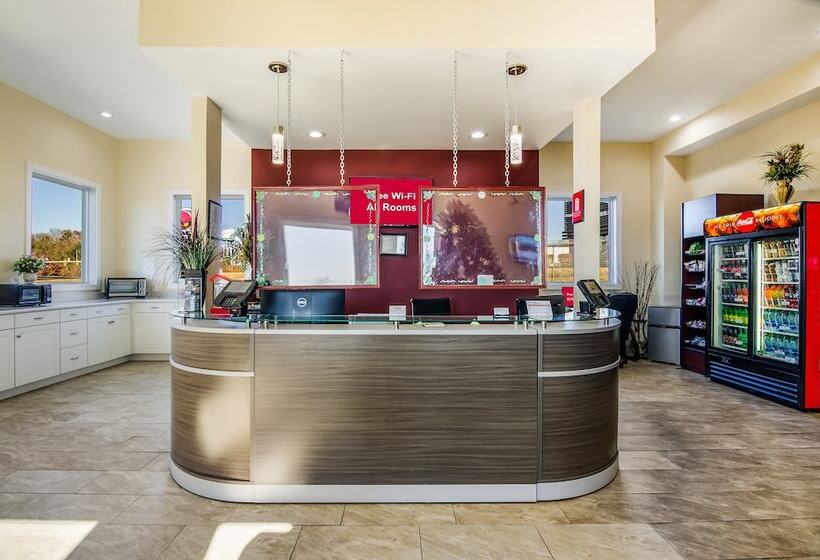 בית מלון כפרי Red Roof Inn Madison Heights, Va