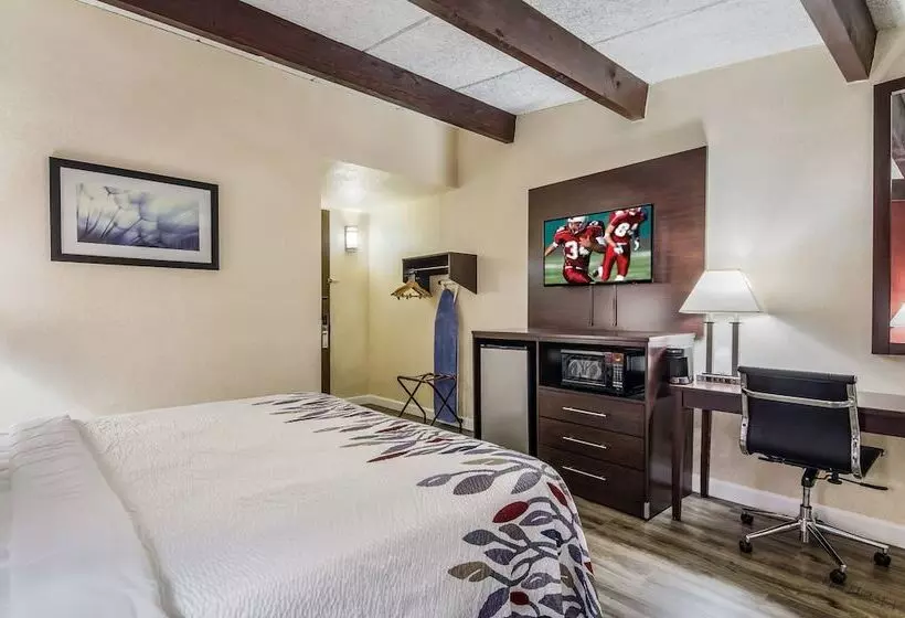 호텔 Red Roof Inn Madison Heights, Va