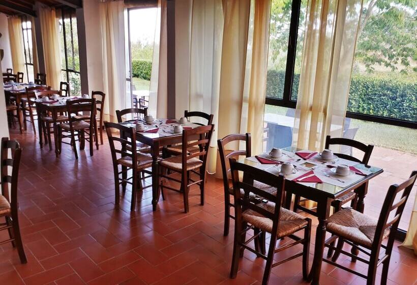 Hotel wiejski Agriturismo Antico Borgo Poggitazzi