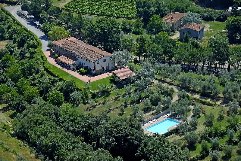Maaseutuhotelli Agriturismo Antico Borgo Poggitazzi