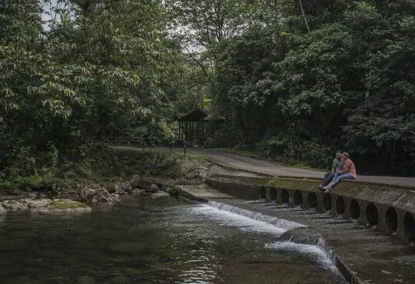 호텔 Tapirus Lodge