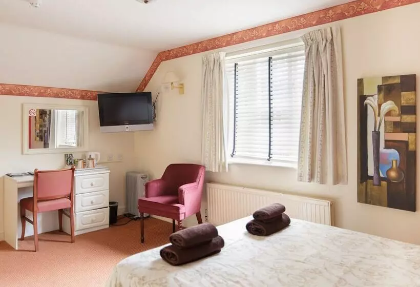 Otel The Bell At Boxford