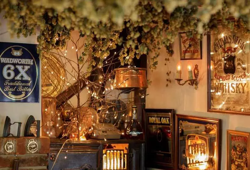 Otel The Bell At Boxford