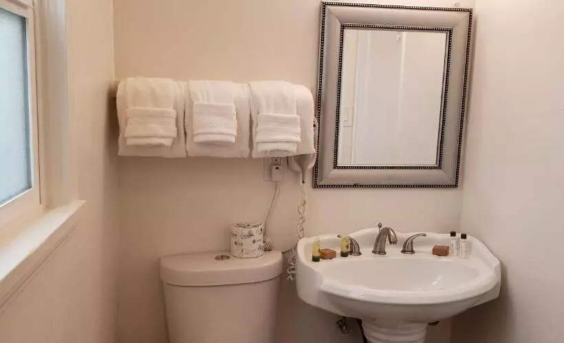 酒店 The Palomar Inn