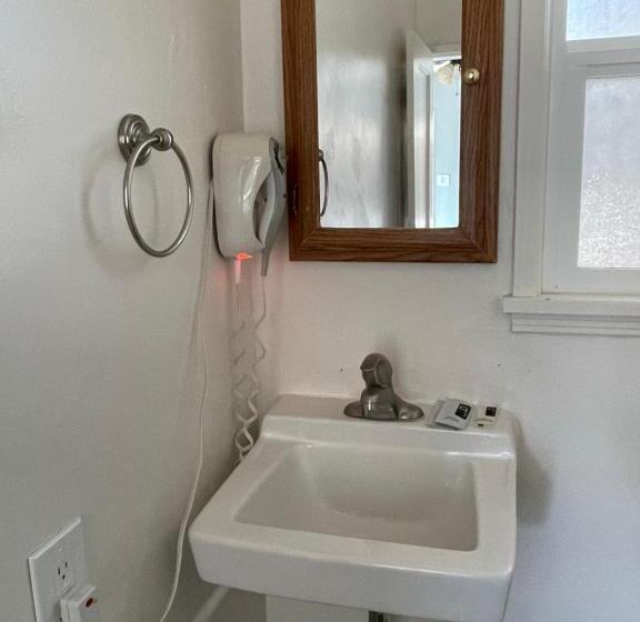 酒店 The Palomar Inn