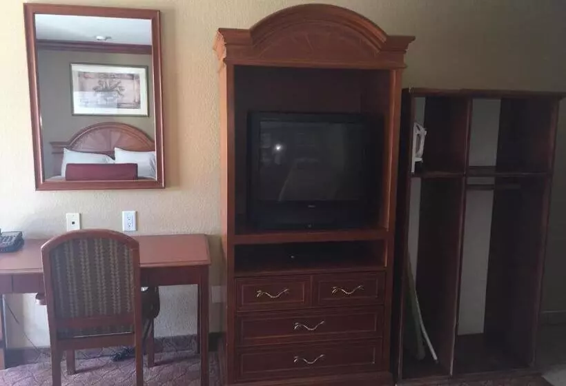 Otel Thunderbird Lodge