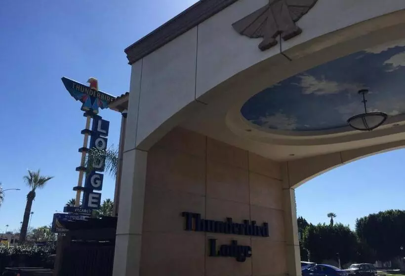 Otel Thunderbird Lodge