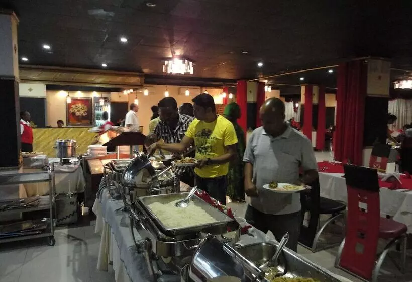 Urban Rose Hotel & Apartments