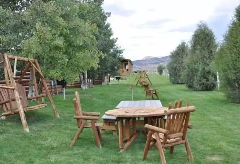 Bryce Country Cabins