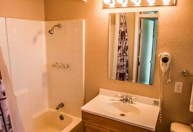 Bryce Country Cabins