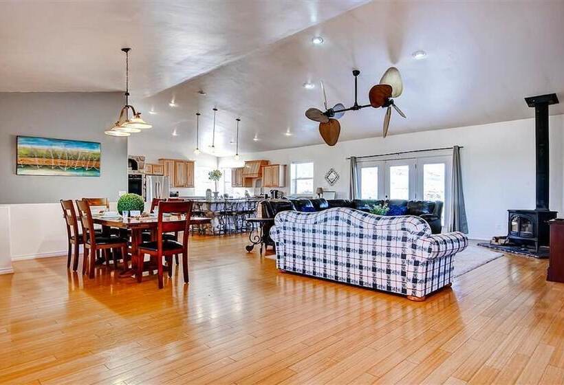 Bryce Country Cabins