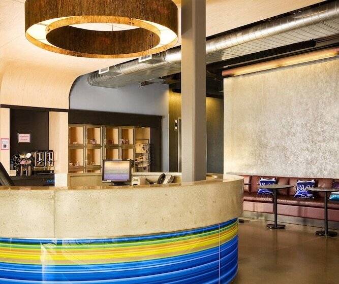 فندق Aloft Mount Laurel