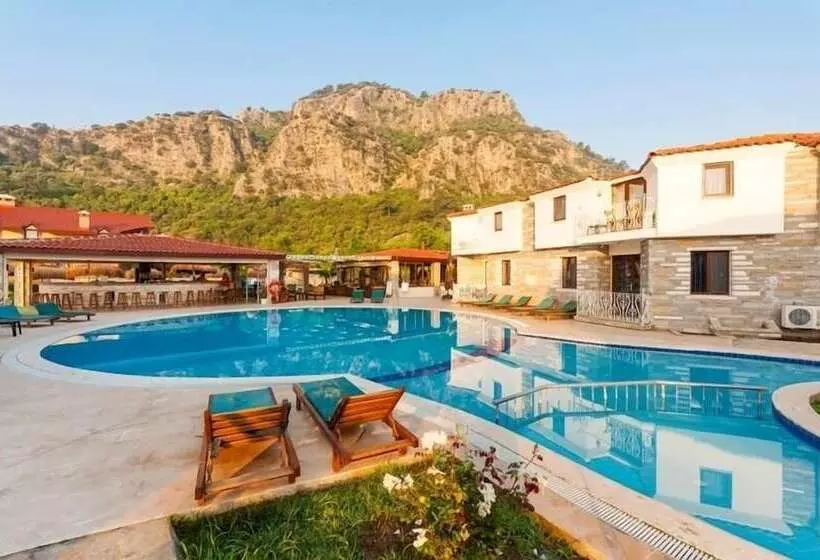 فندق Calypso Plus