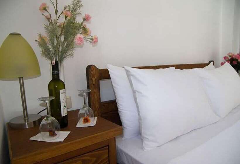 בית מלון כפרי Calypso Plus