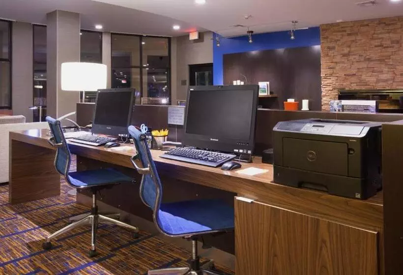 호텔 Courtyard Casper