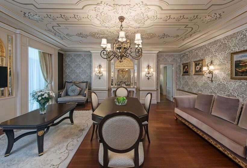 ホテル Elite World Van