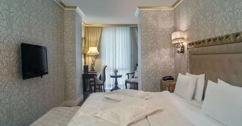 酒店 Elite World Van