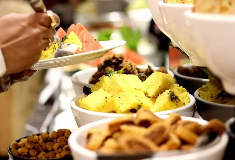 Fortune Park Galaxy, Vapi Member Itc S Hotel Group