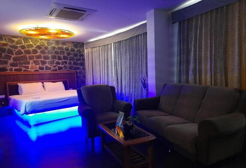 Great Trails Yercaud By Grt Hotels