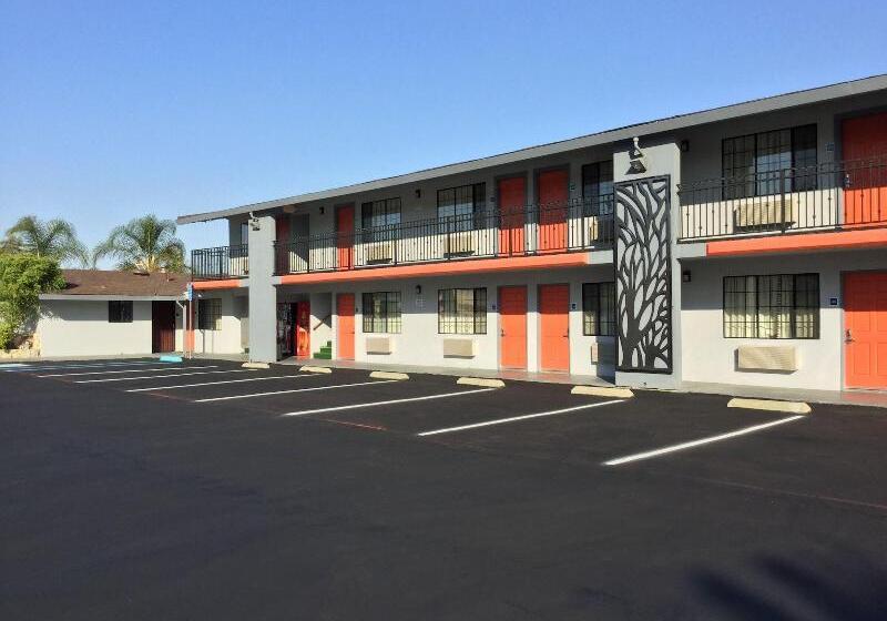 ホテル Journey Inn