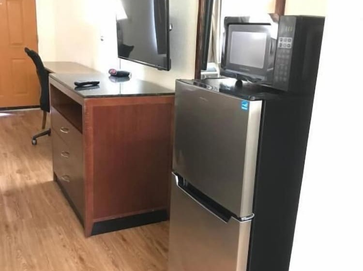 Отель Kings Inn