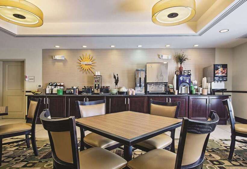 فندق La Quinta By Wyndham Lancaster