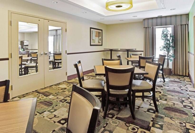 فندق La Quinta By Wyndham Lancaster