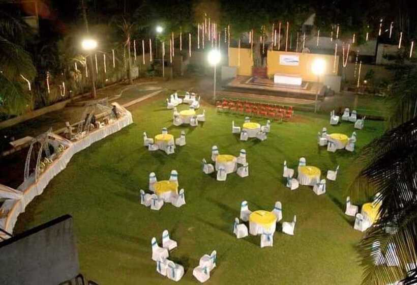 בית מלון כפרי Pacific Inn Suryansh