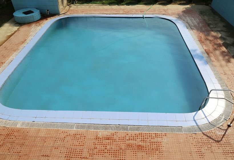 בית מלון כפרי Pacific Inn Suryansh