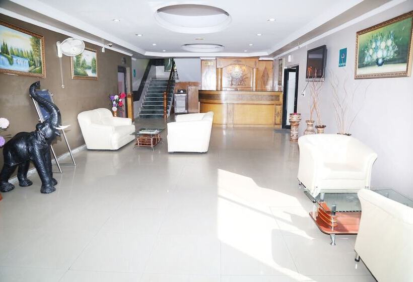 בית מלון כפרי Pacific Inn Suryansh