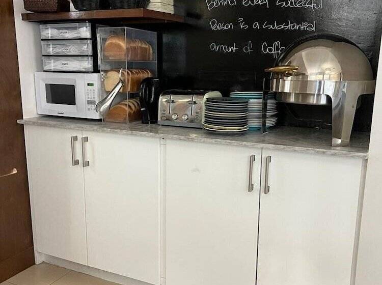 בית מלון כפרי Riviere South Beach