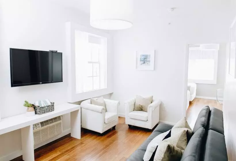 ホテル Riviere South Beach