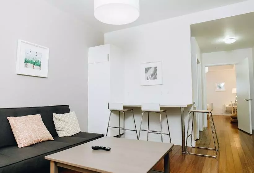 ホテル Riviere South Beach