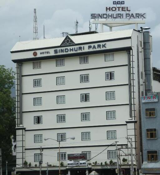 هتل Sindhuri Park