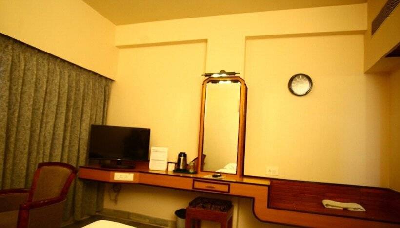 هتل Sindhuri Park