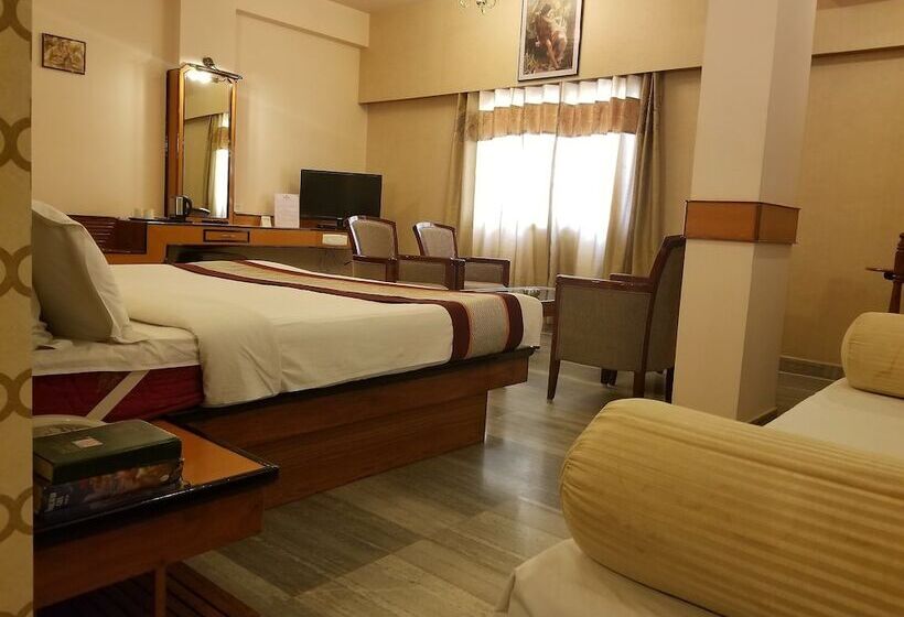 هتل Sindhuri Park