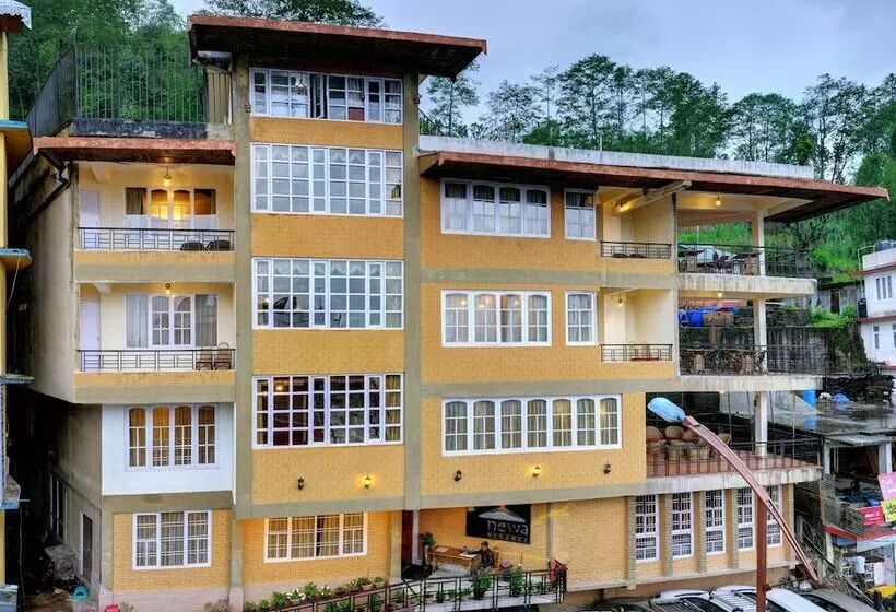 Hotel Summit Newa Regency