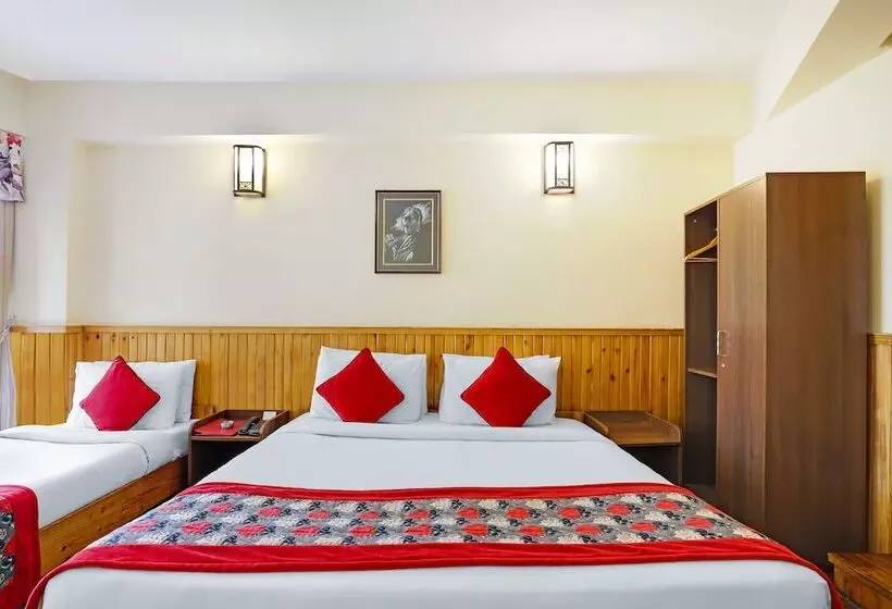 Hotel Summit Newa Regency