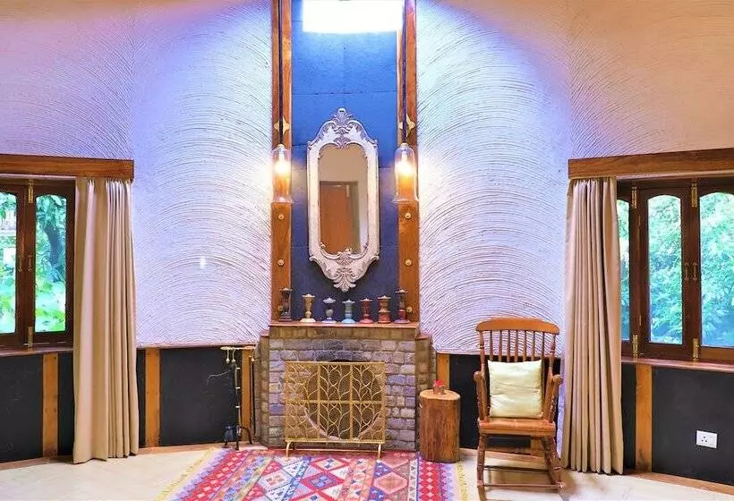 ホテル The Den Corbett Resort