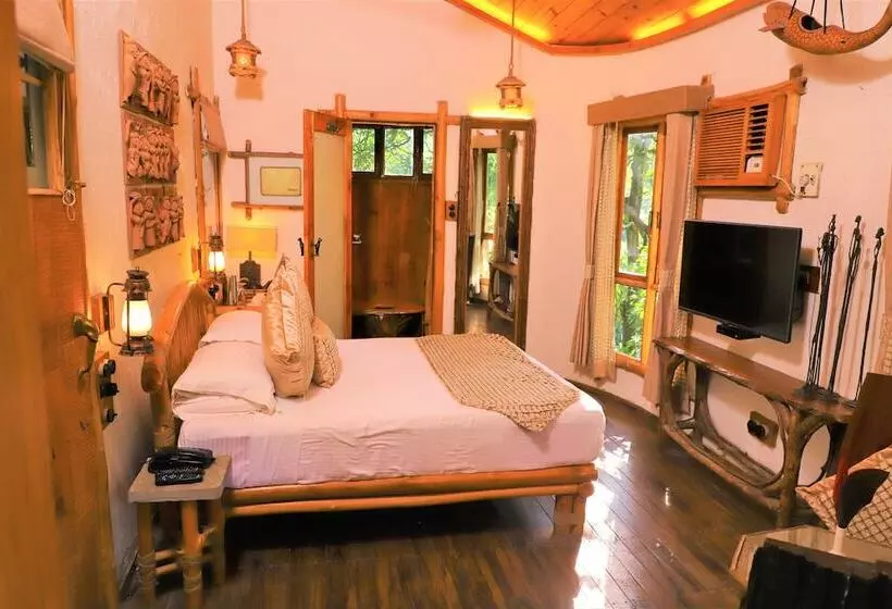 ホテル The Den Corbett Resort