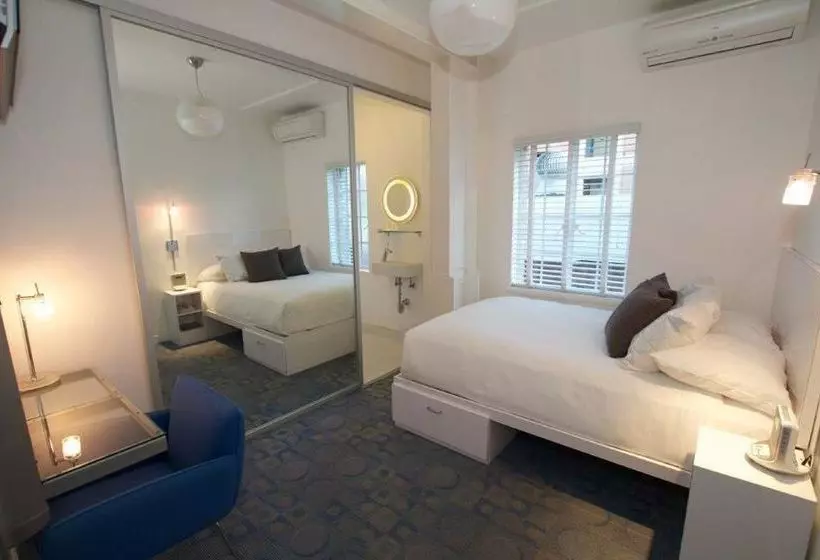 ホテル The Varden