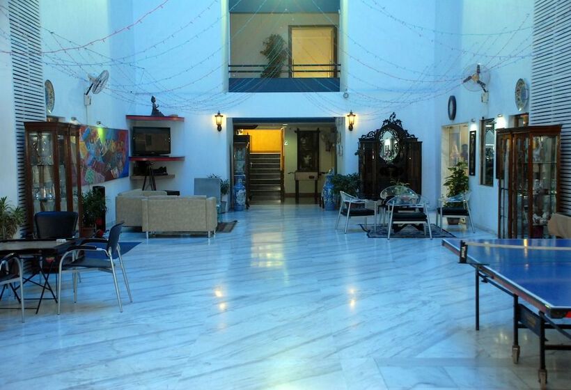 Oritel Service Apartments