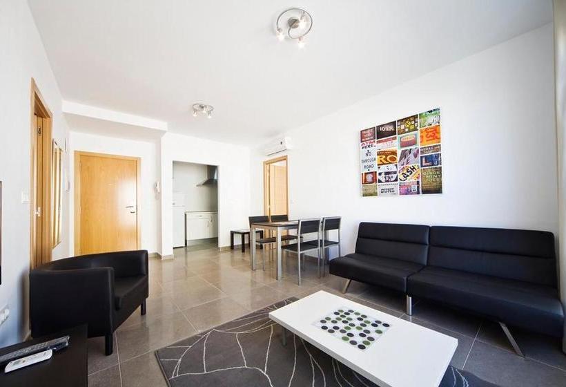 Apartamentos Marina Suites