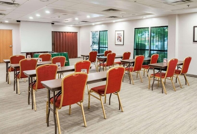 호텔 Country Inn & Suites By Radisson, Cookeville, Tn