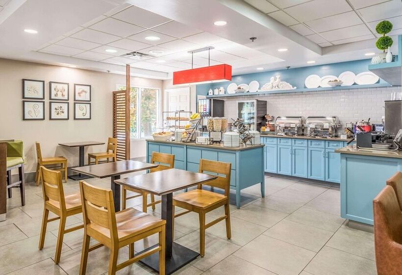 호텔 Country Inn & Suites By Radisson, Cookeville, Tn