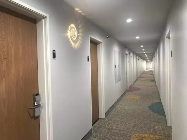 Отель Days Inn By Wyndham Lake Bluff/great Lakes Naval Base