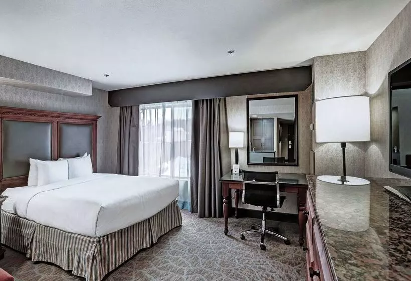 Hotel Alpenrock Breckenridge, Curio Collection By Hilton